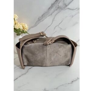 Chic Taupe Leather Shoulder Bag